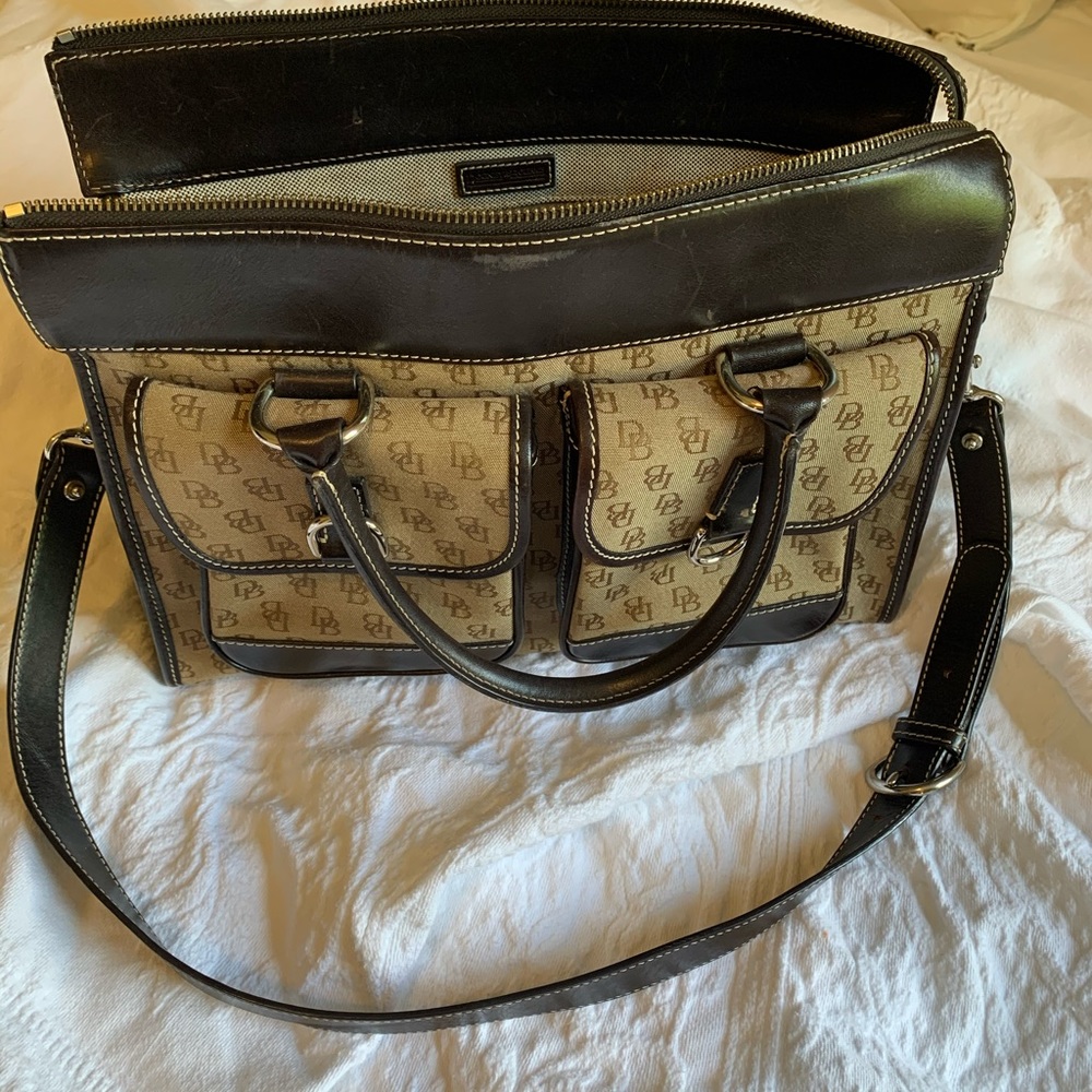 Dooney & Bourke Purse w/ Pouchette